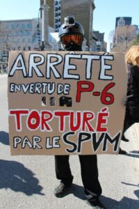 Une pancarte lors de la manifestation contre P6 devant l'Hôtel de Ville de Montréal le 22 avril 2013. PhotographE inconnuE.