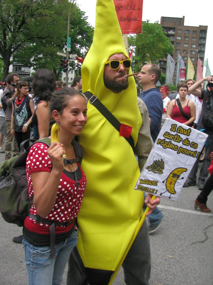 banane_rebelle_pancarte23mai2012